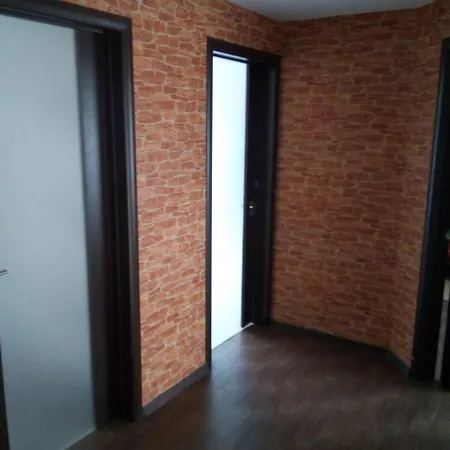 House Apartment *